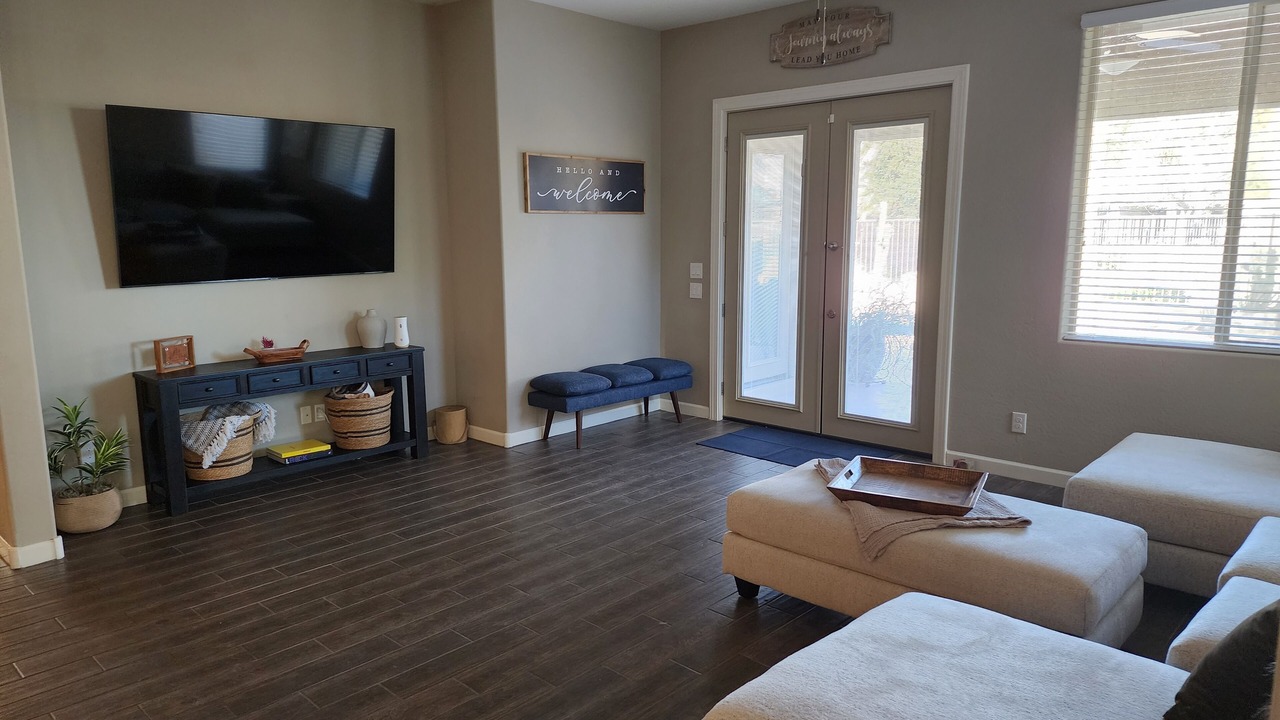 Photo of Livingroom in Maricopa