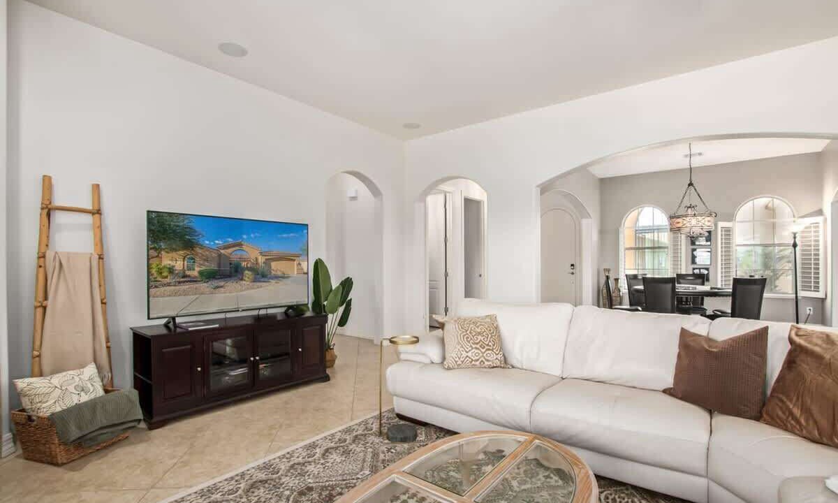 Photo of Livingroom in Estrella Mountain Ranch