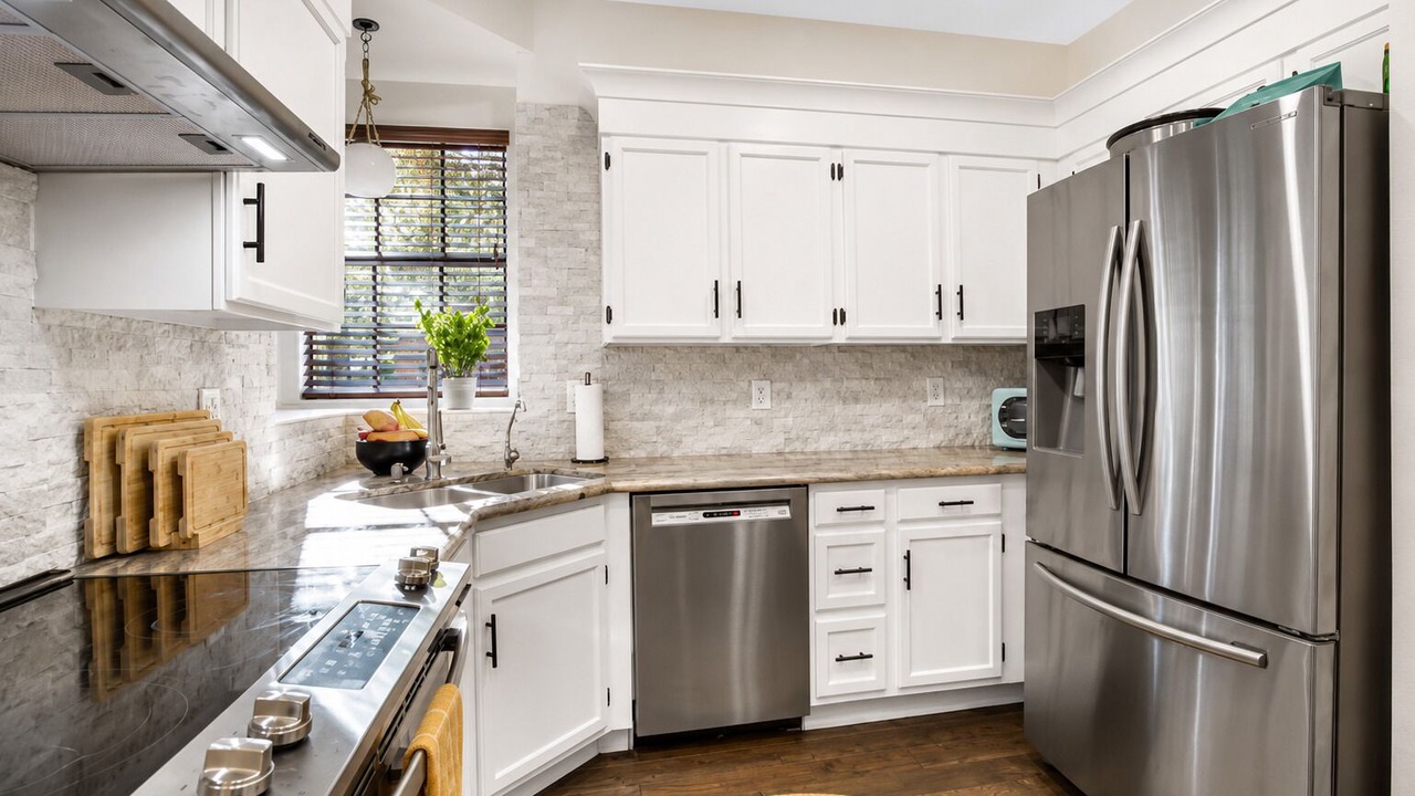 Photo of Kitchen in Lowe Estates