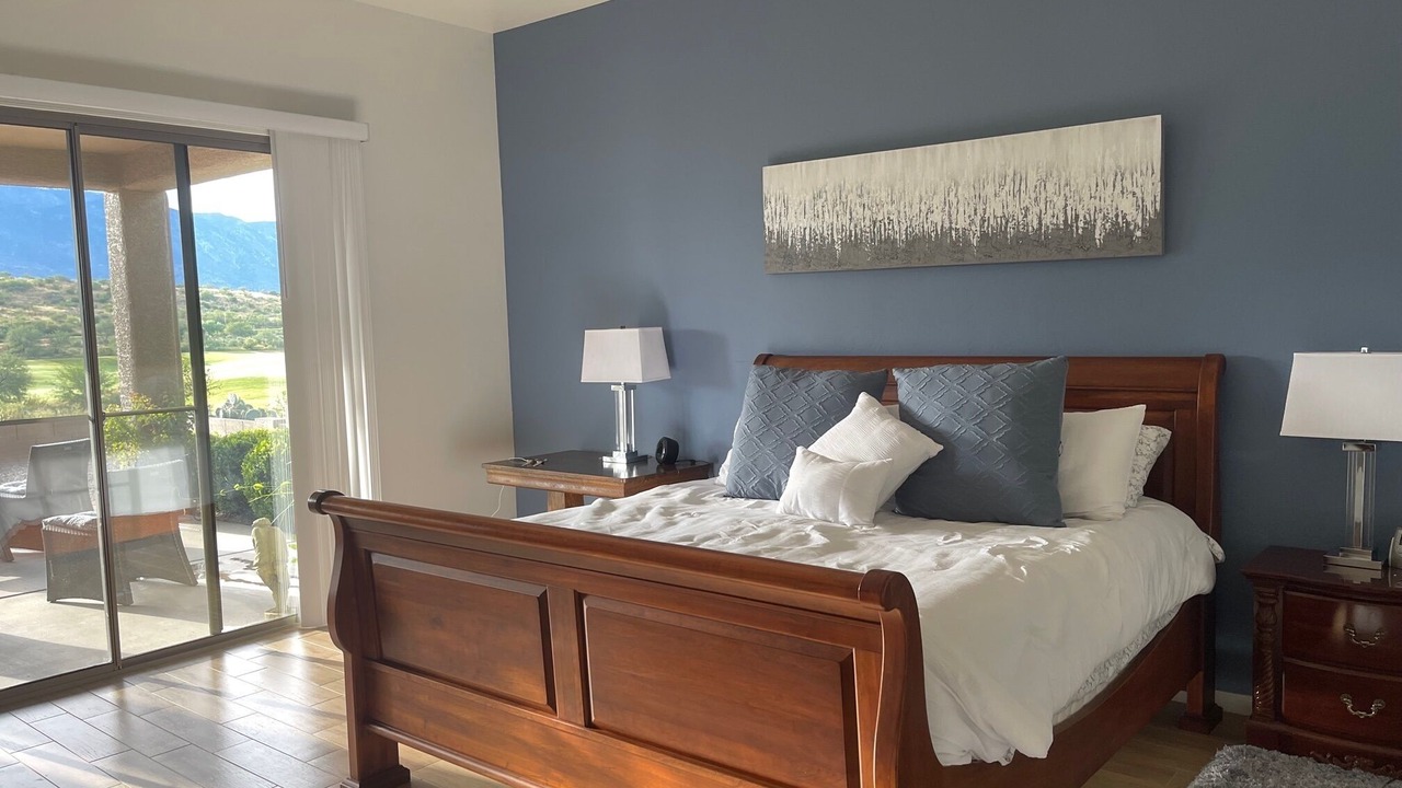 Photo of Bedroom in Saddlebrooke