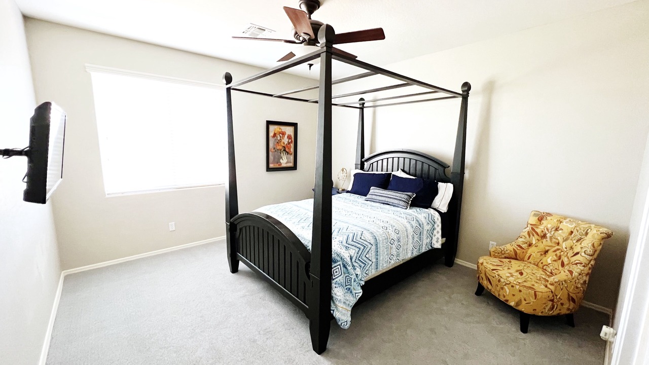Photo of Bedroom in Copper Canyon Ranch