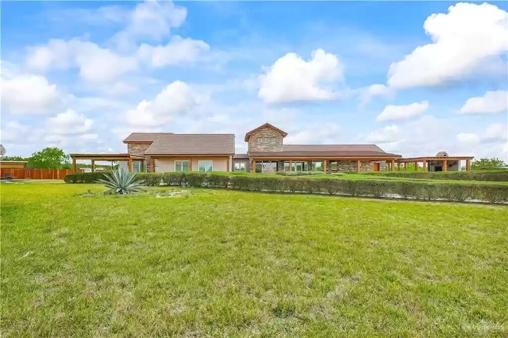Photo of Outdoor in Hargill