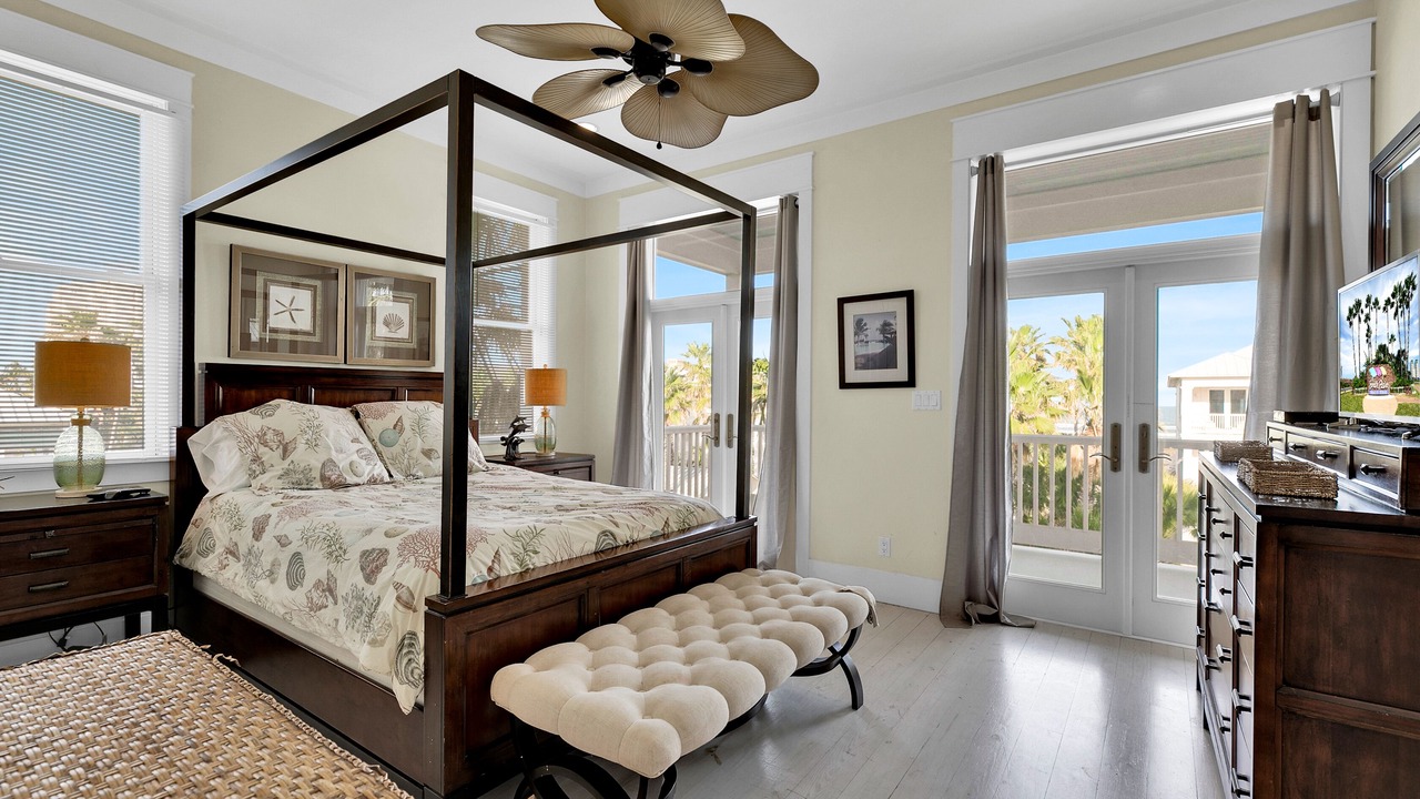 Photo of Bedroom in The Shores