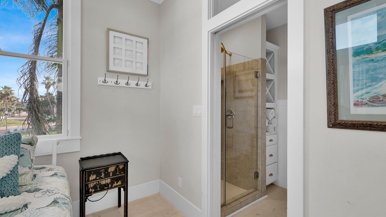Photo of Bathroom in The Shores
