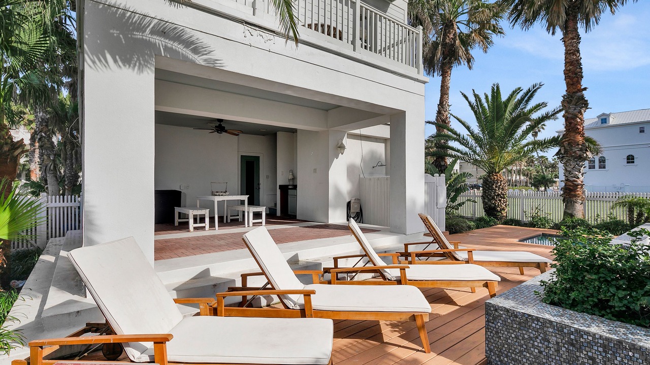 Photo of Outdoor in The Shores