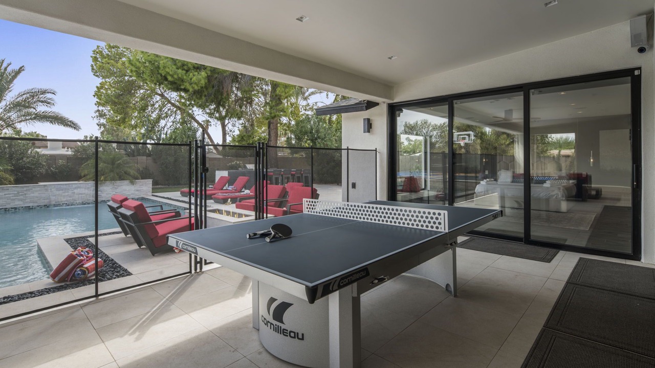 Photo of Patio Balcony in Paradise Valley Village
