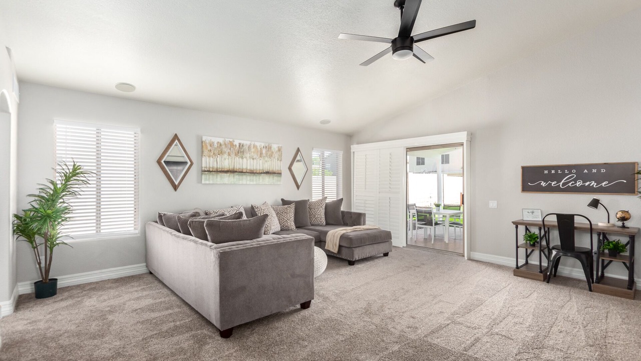Photo of Livingroom in Gilbert