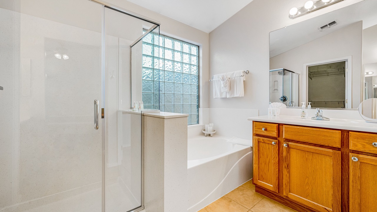 Photo of Bathroom in Suncliff