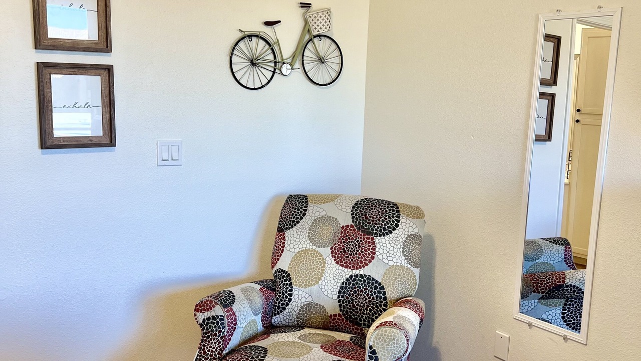 Photo of Bedroom in Paradise Valley Village