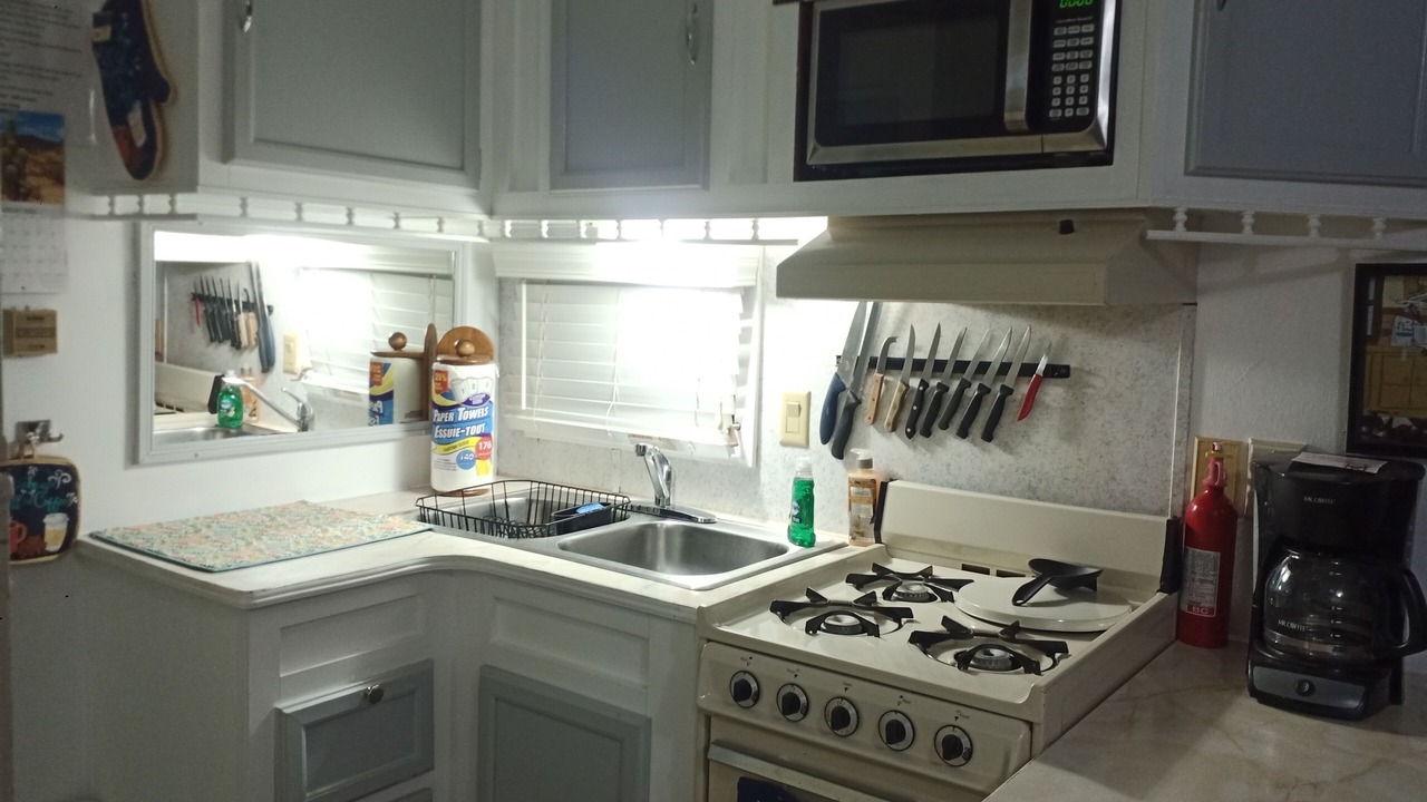 Photo of Kitchen in Edinburg