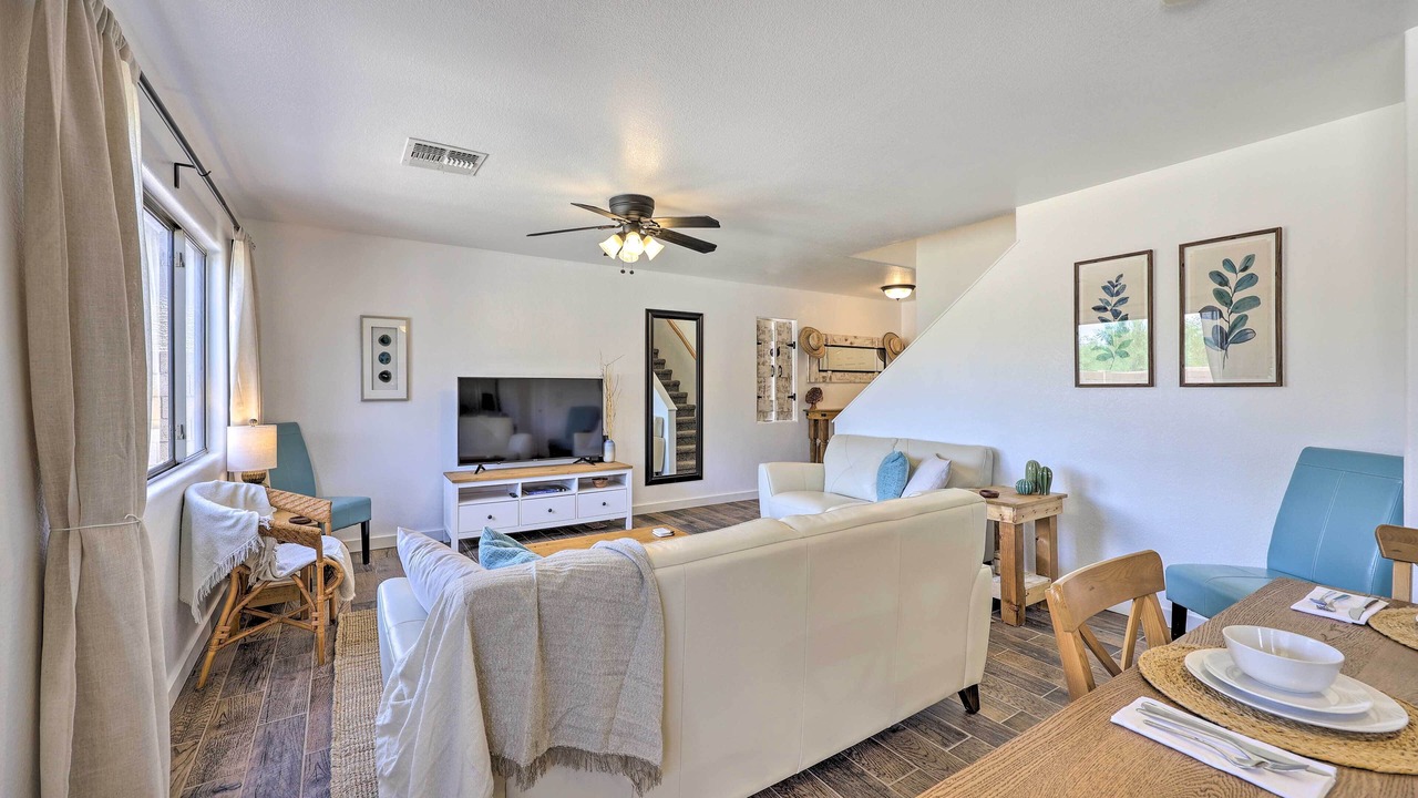 Photo of Livingroom in Maricopa