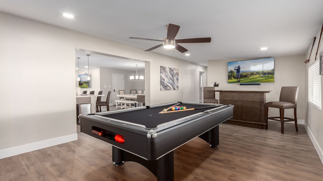Photo of Bedroom in Scottsdale Estates Three