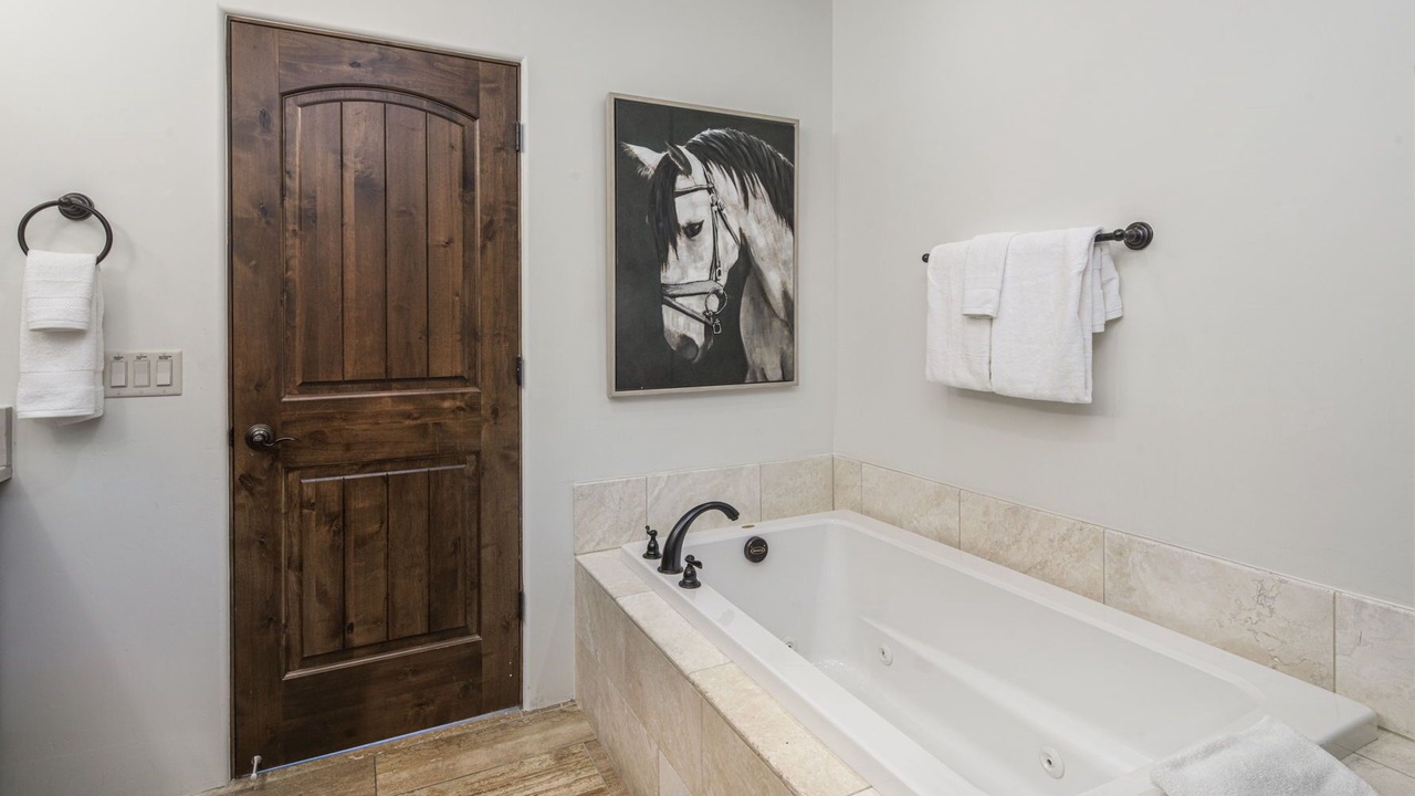 Photo of Bathroom in Pinnacle Peak