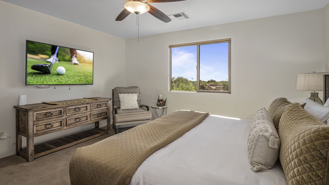 Photo of Bedroom in Pinnacle Peak