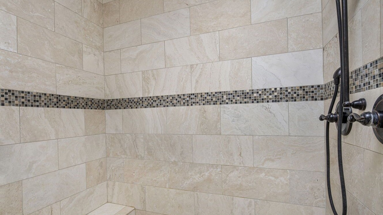 Photo of Bathroom in Pinnacle Peak