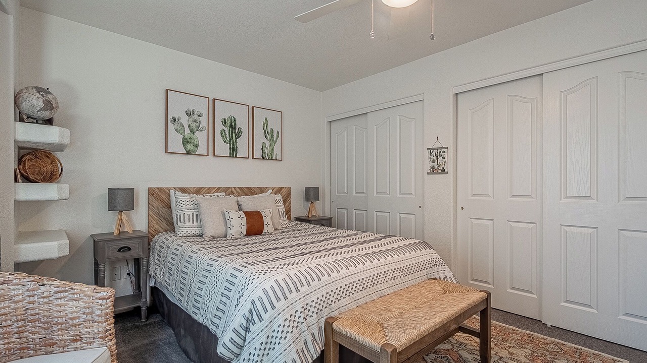 Photo of Bedroom in Desert Foothills