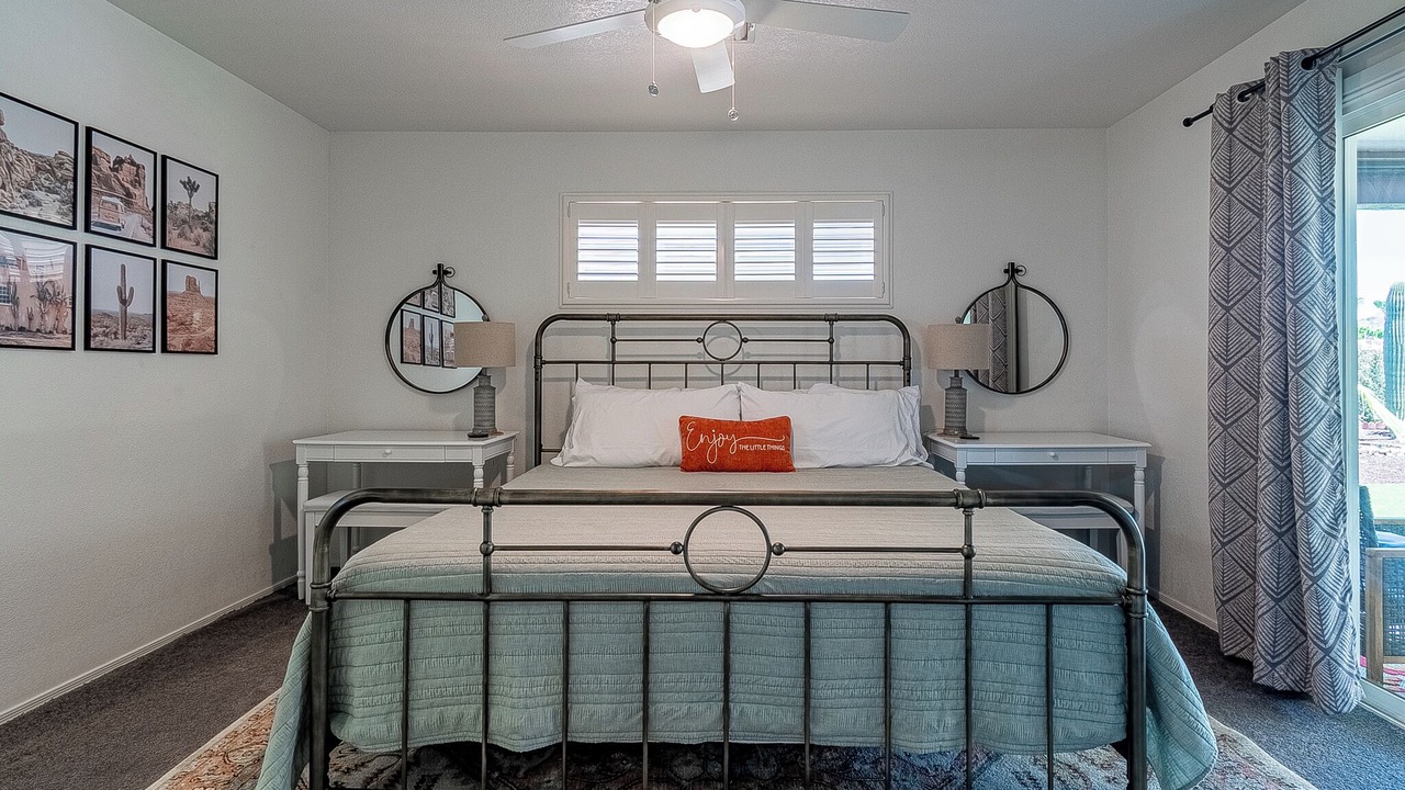Photo of Bedroom in Desert Foothills