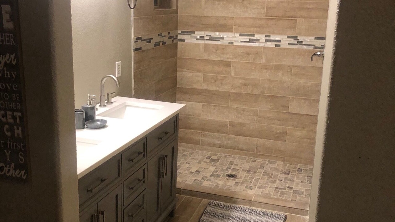 Photo of Bathroom in Yuma