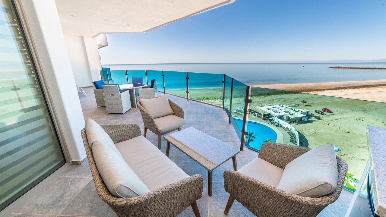 Photo of Patio Balcony in Sandy Beach