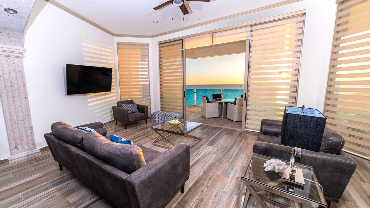 Photo of Livingroom in Sandy Beach