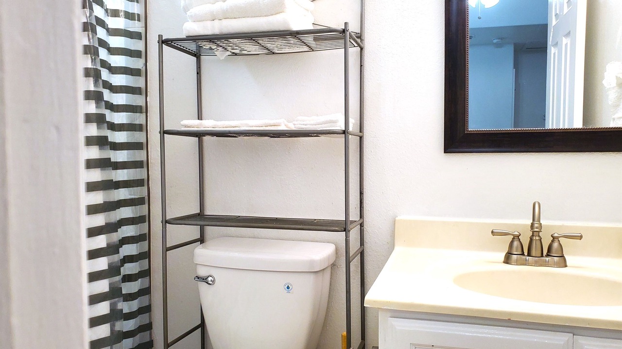 Photo of Bathroom in Brownsville