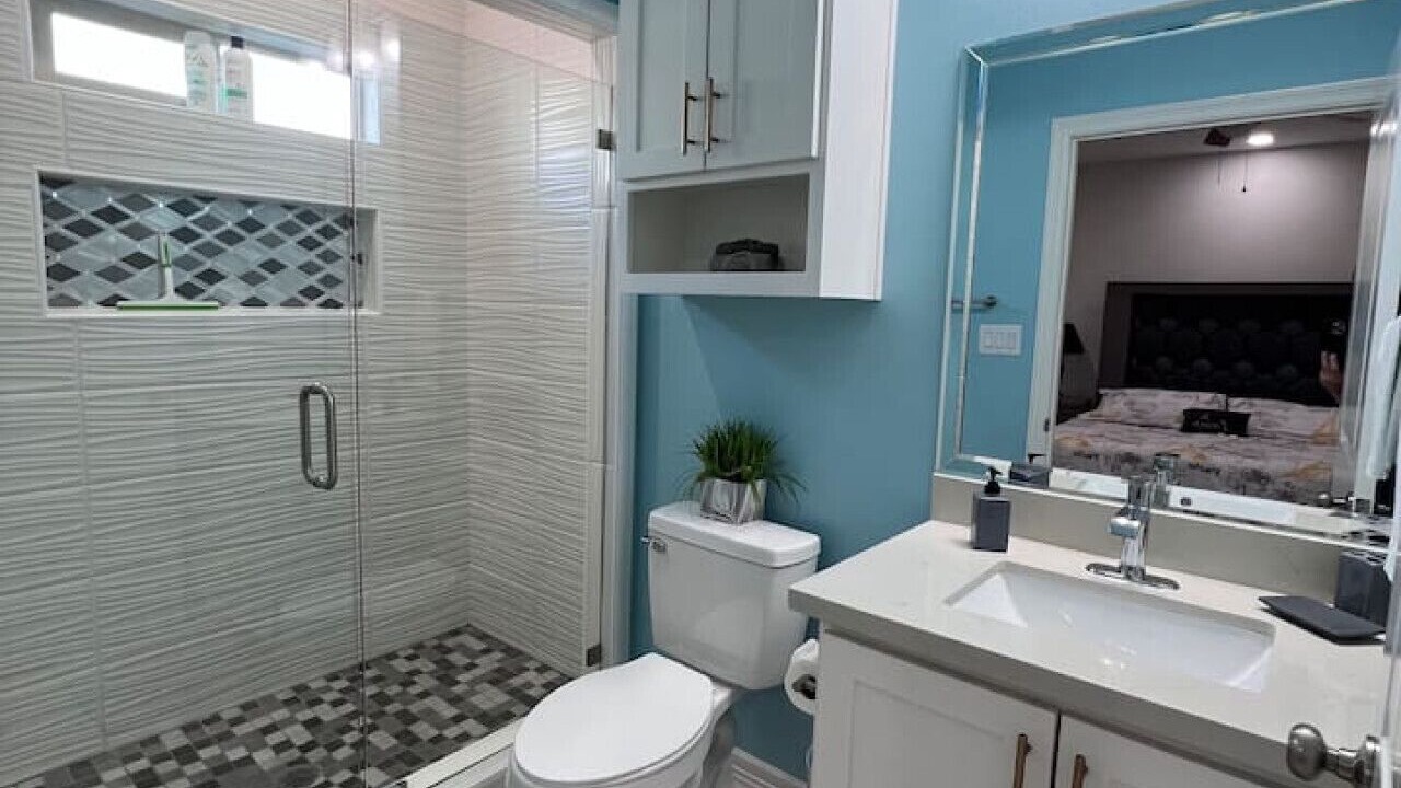 Photo of Bathroom in Edinburg