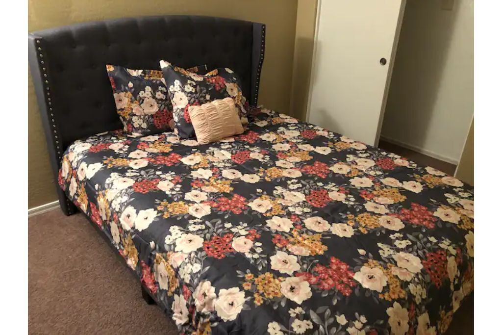 Photo of Bedroom in Dysart Cactus