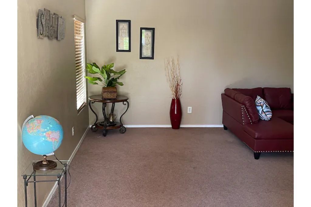 Photo of Livingroom in Dysart Cactus