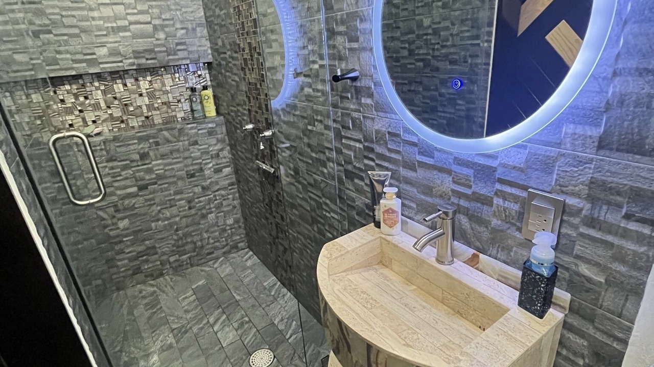 Photo of Bathroom in Tlaquepaque