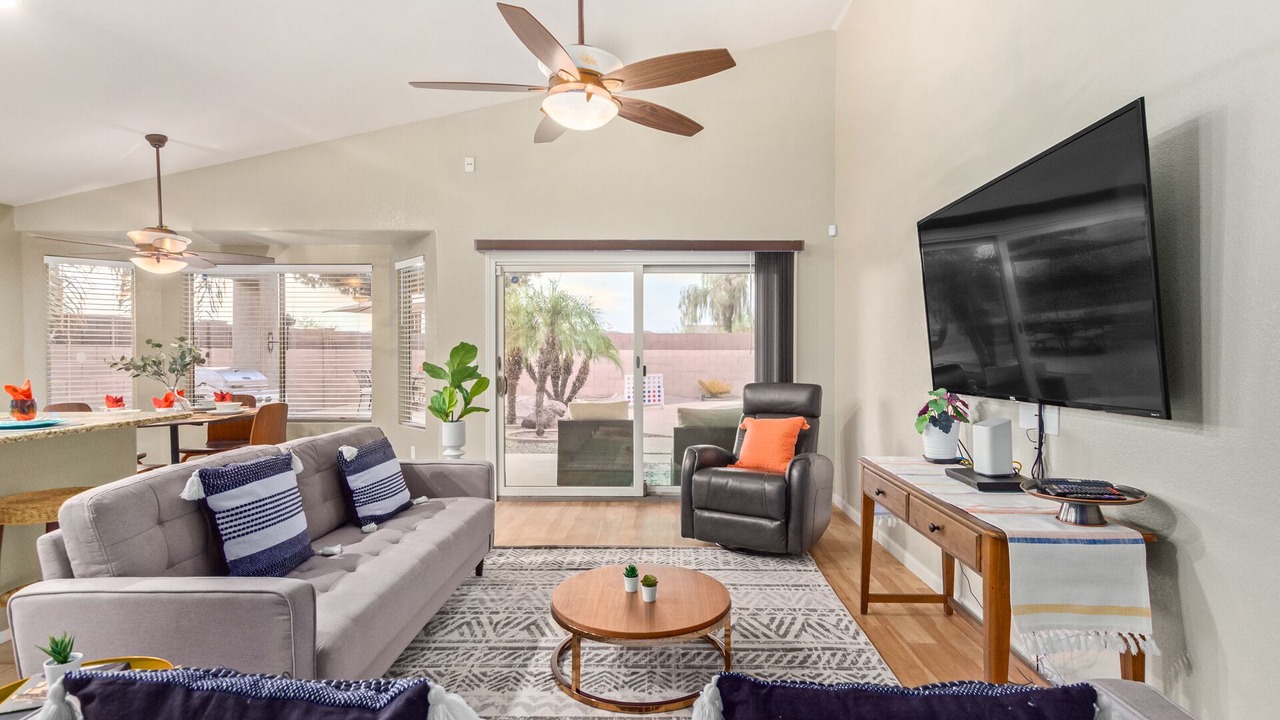 Photo of Livingroom in Cooper Commons