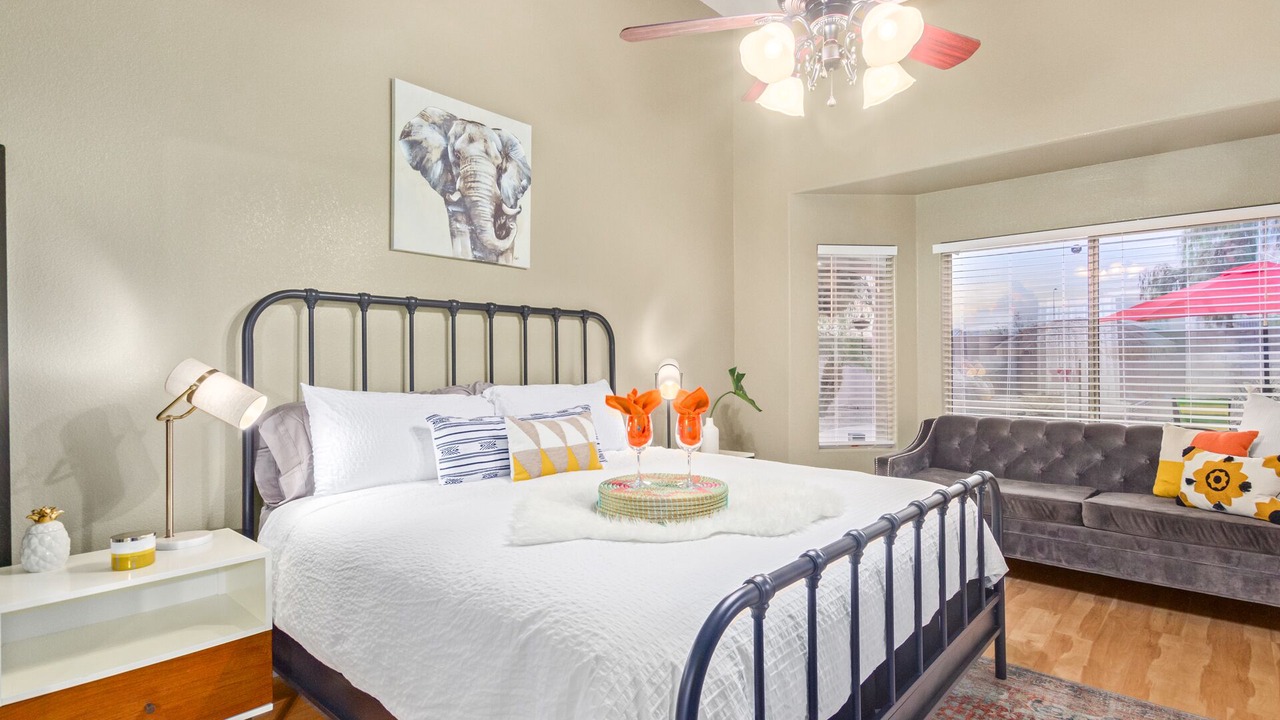 Photo of Bedroom in Cooper Commons