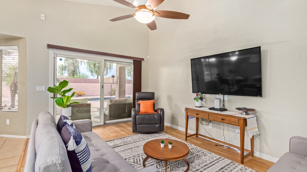Photo of Livingroom in Cooper Commons