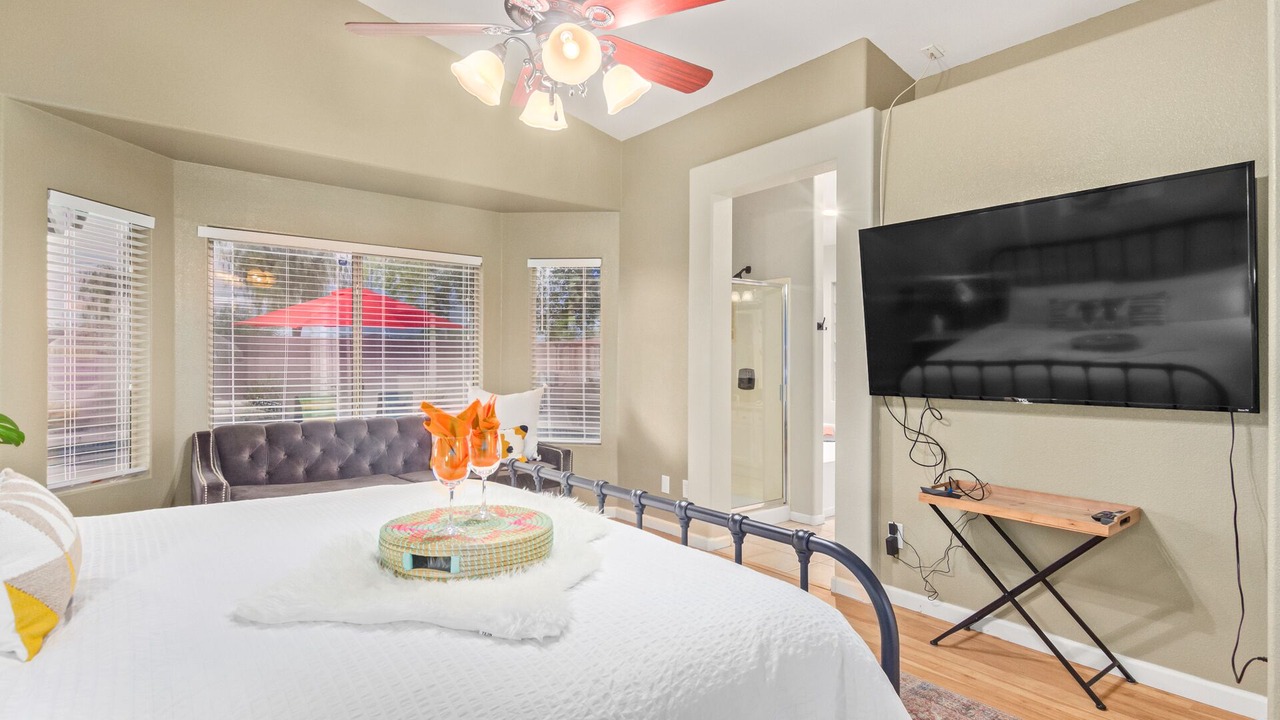 Photo of Bedroom in Cooper Commons