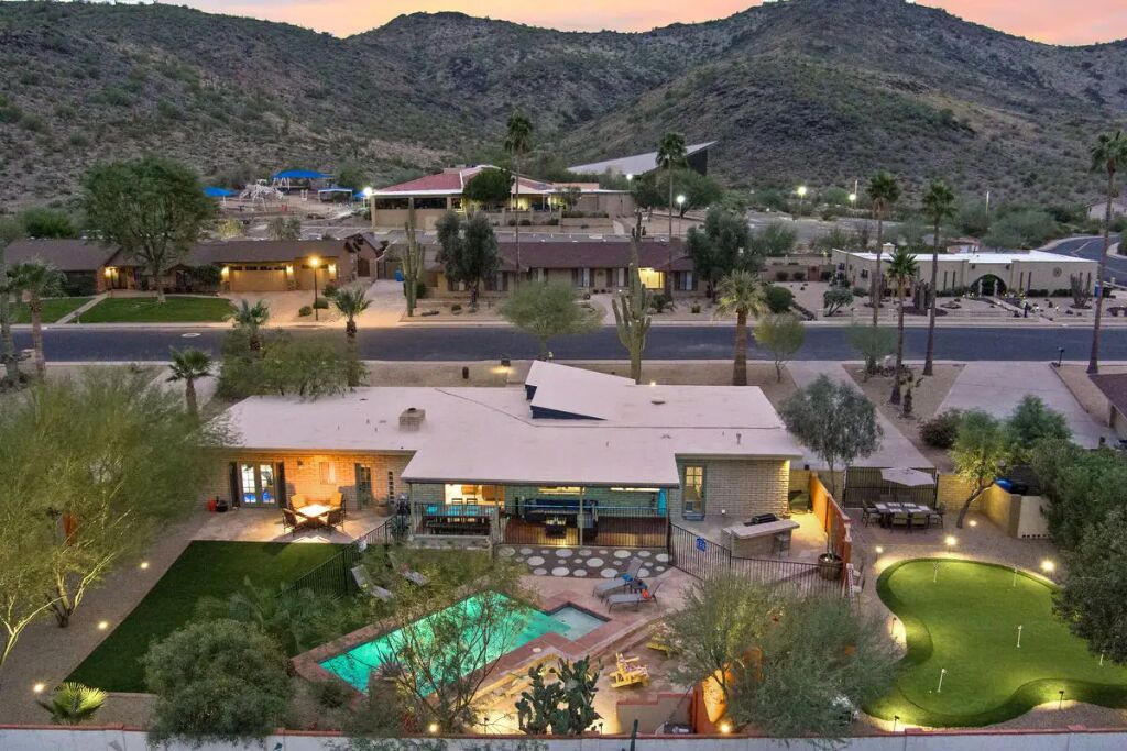 Photo of Outdoor in Moonridge Estates