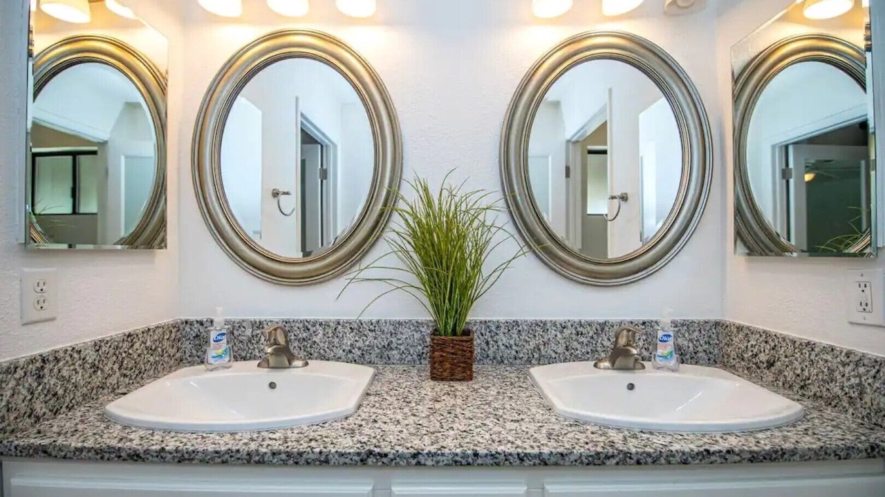 Photo of Bathroom in Yuma