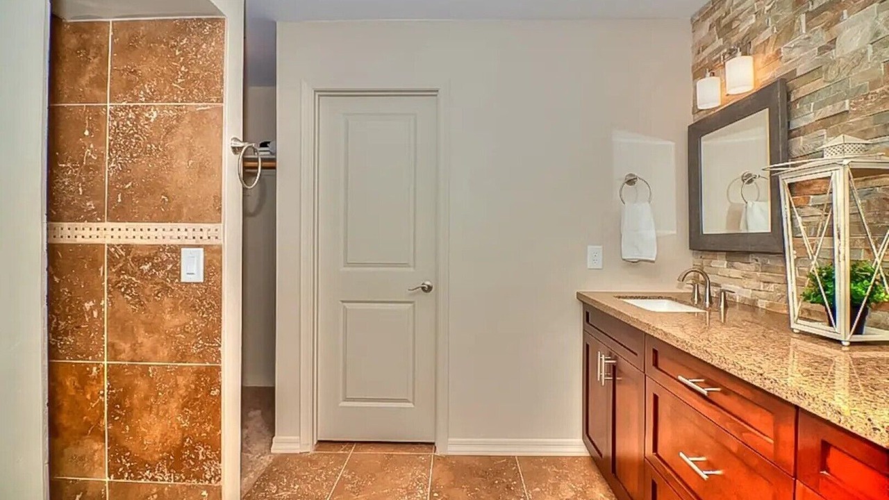 Photo of Bathroom in Yuma