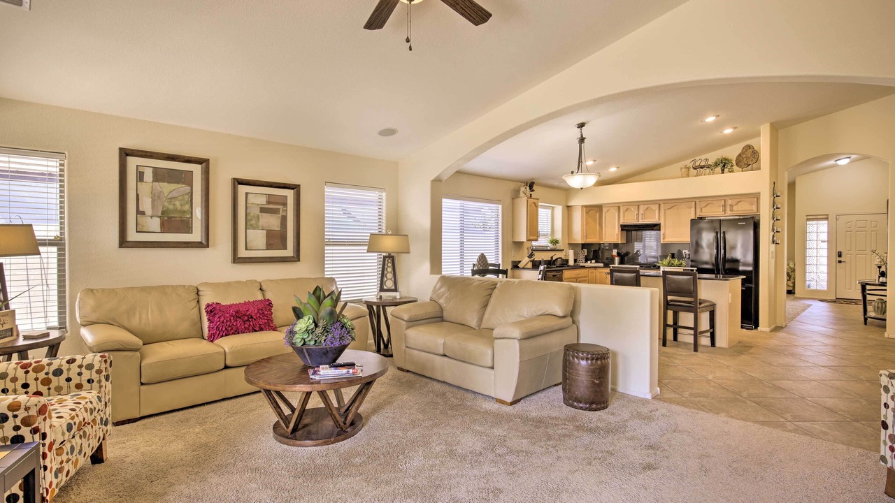 Photo of Livingroom in Maricopa