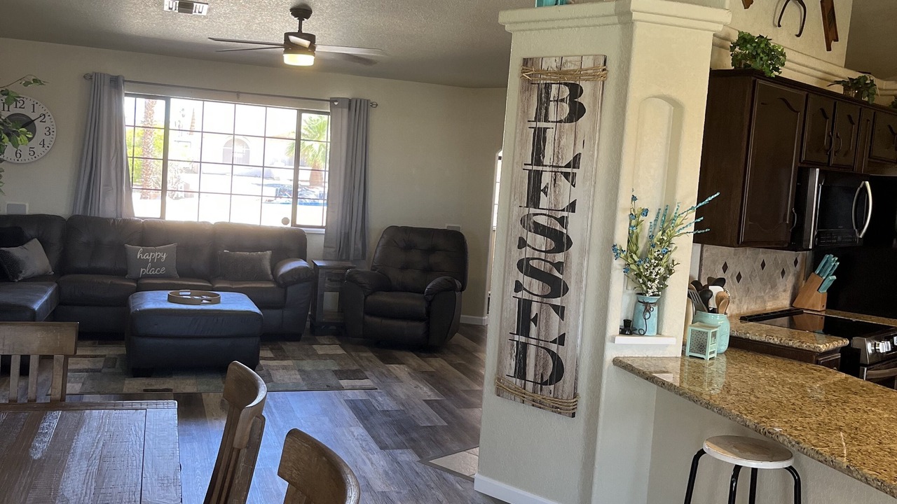 Photo of Livingroom in Lake Havasu City