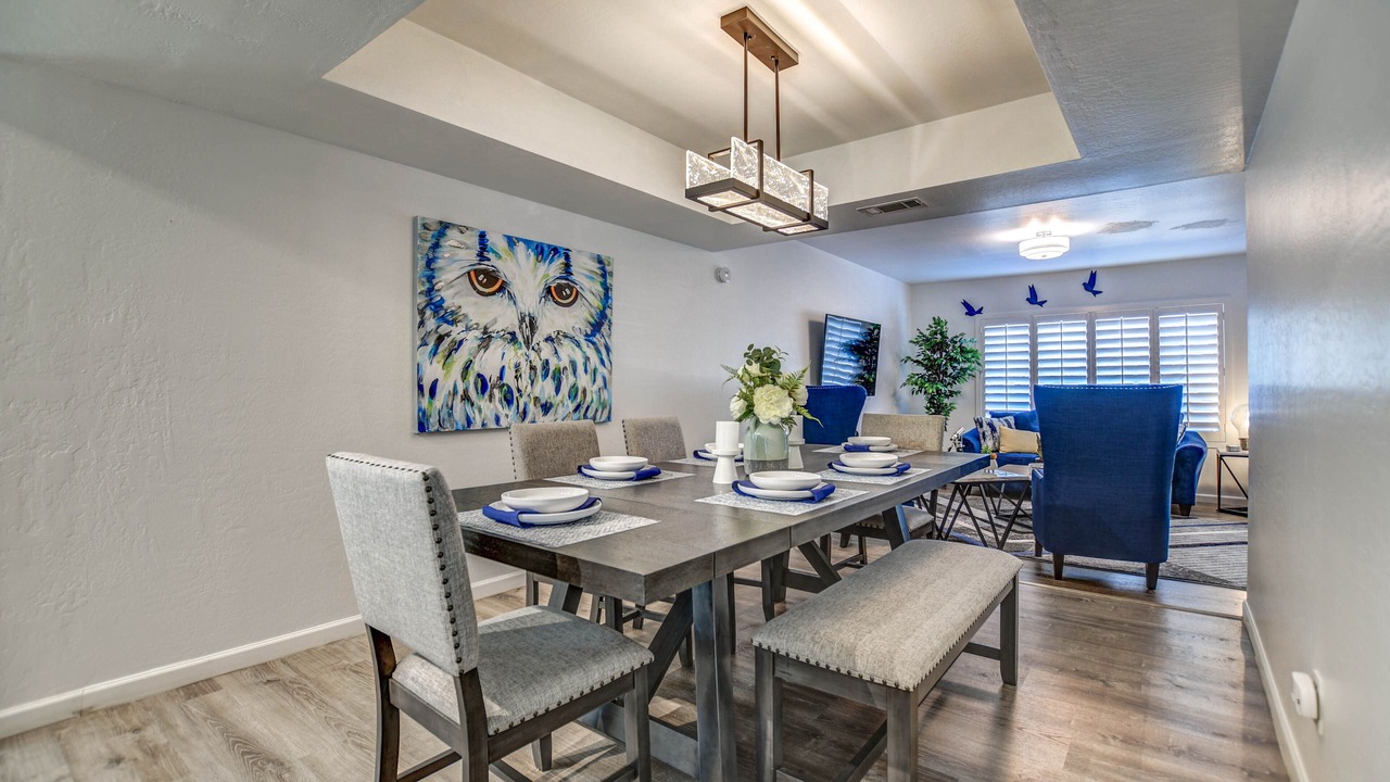 Photo of Livingroom in Paradise Valley Village