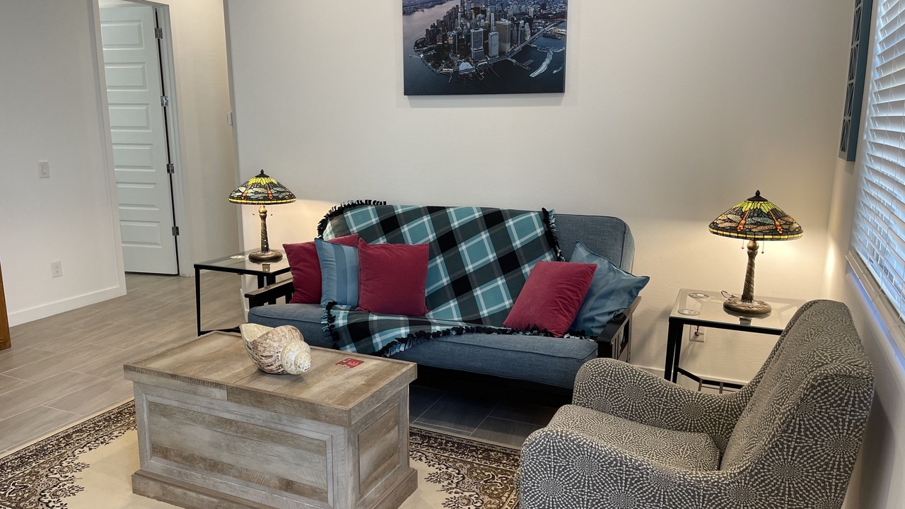 Photo of Livingroom in Surprise