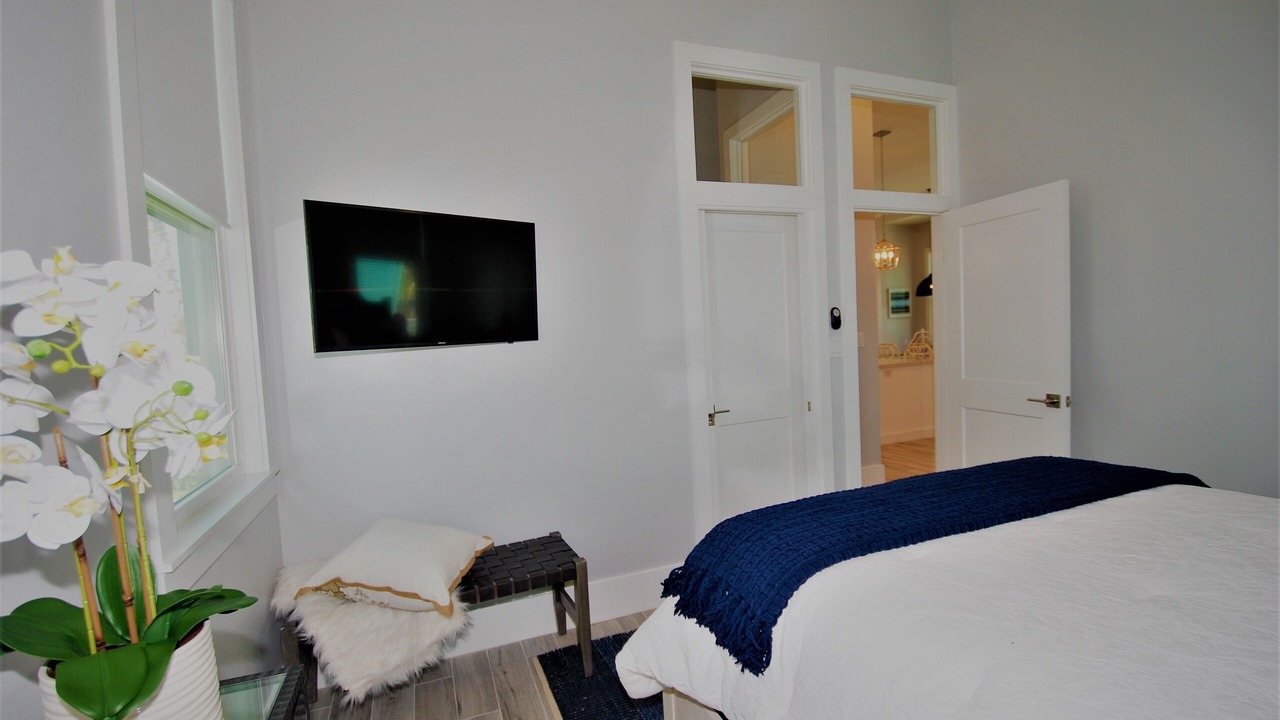 Photo of Bedroom in The Shores