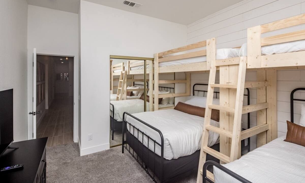 Photo of Bedroom in Lake Havasu City