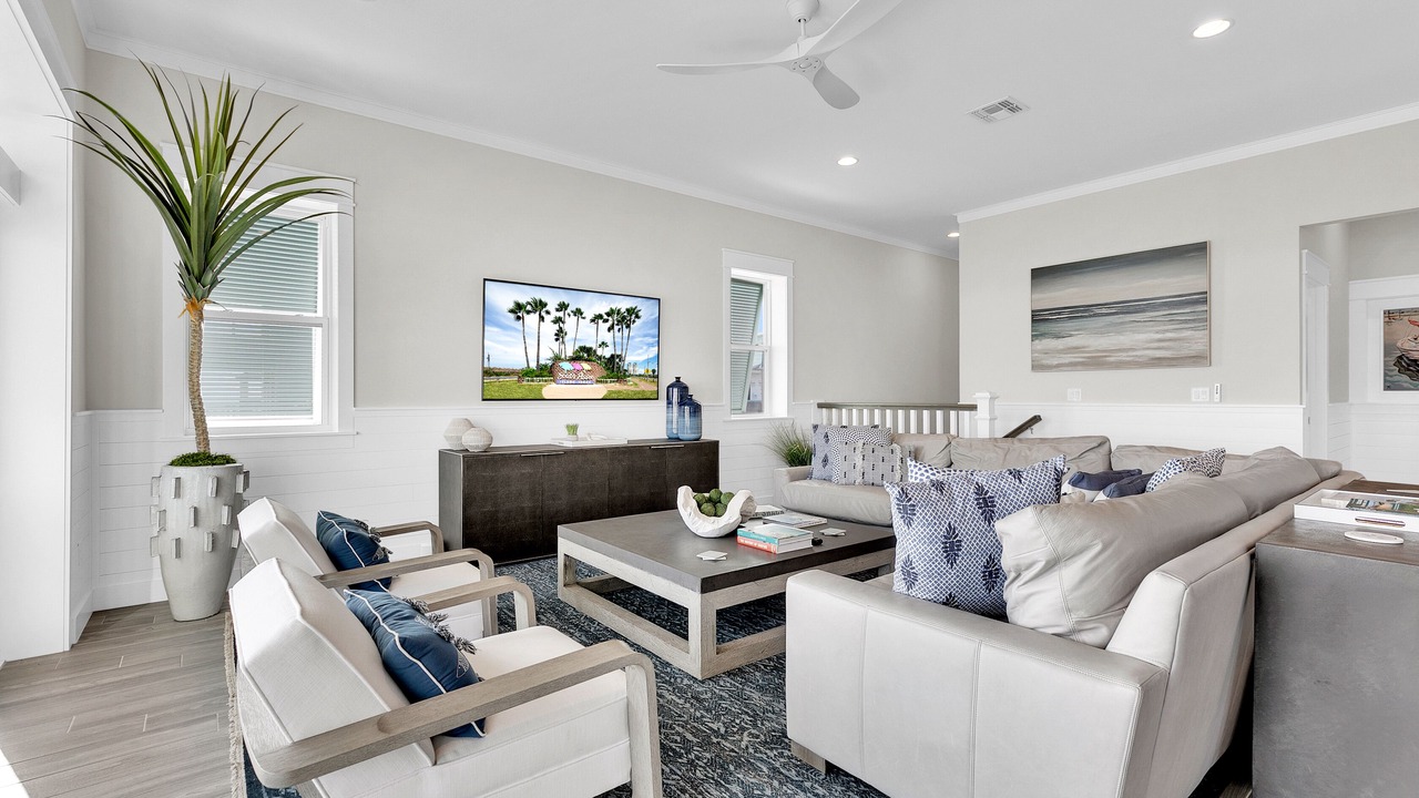 Photo of Livingroom in The Shores