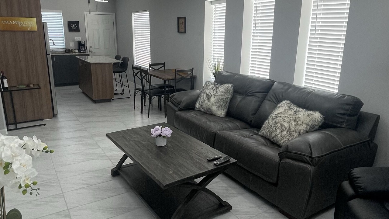 Photo of Livingroom in Weslaco
