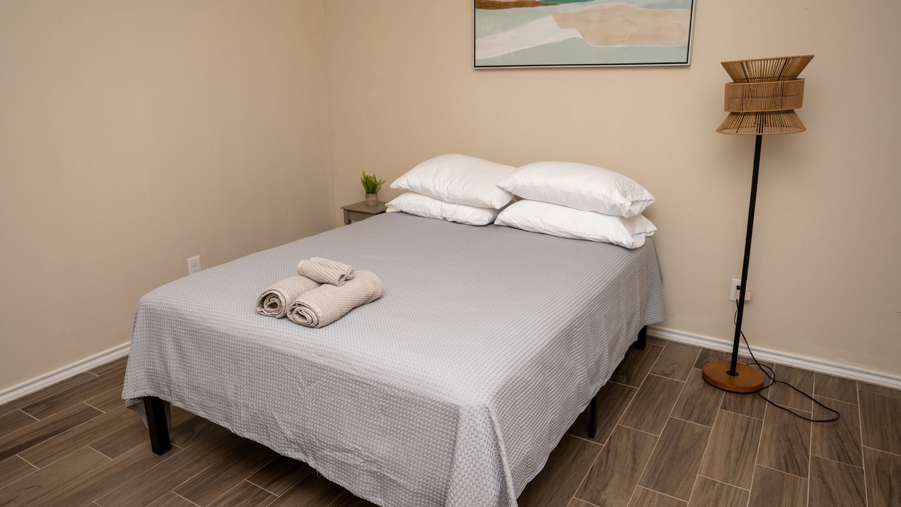 Photo of Bedroom in Edinburg