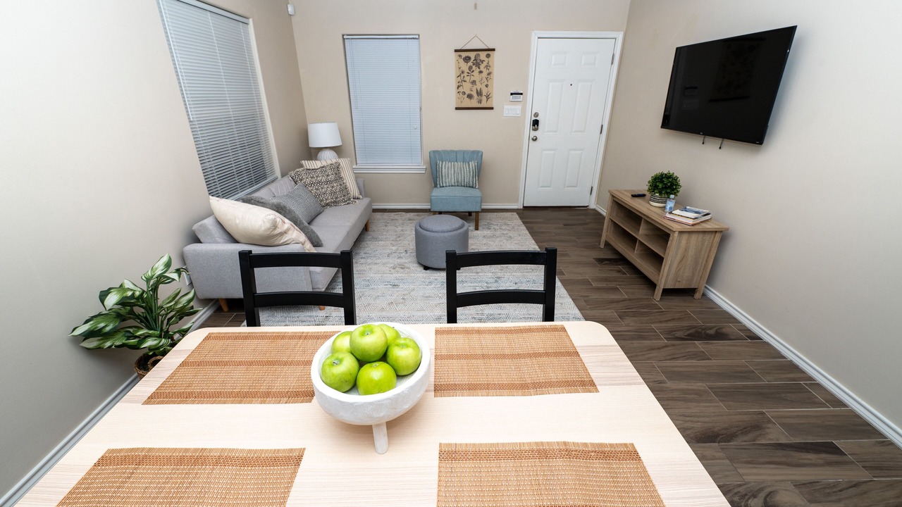 Photo of Livingroom in Edinburg