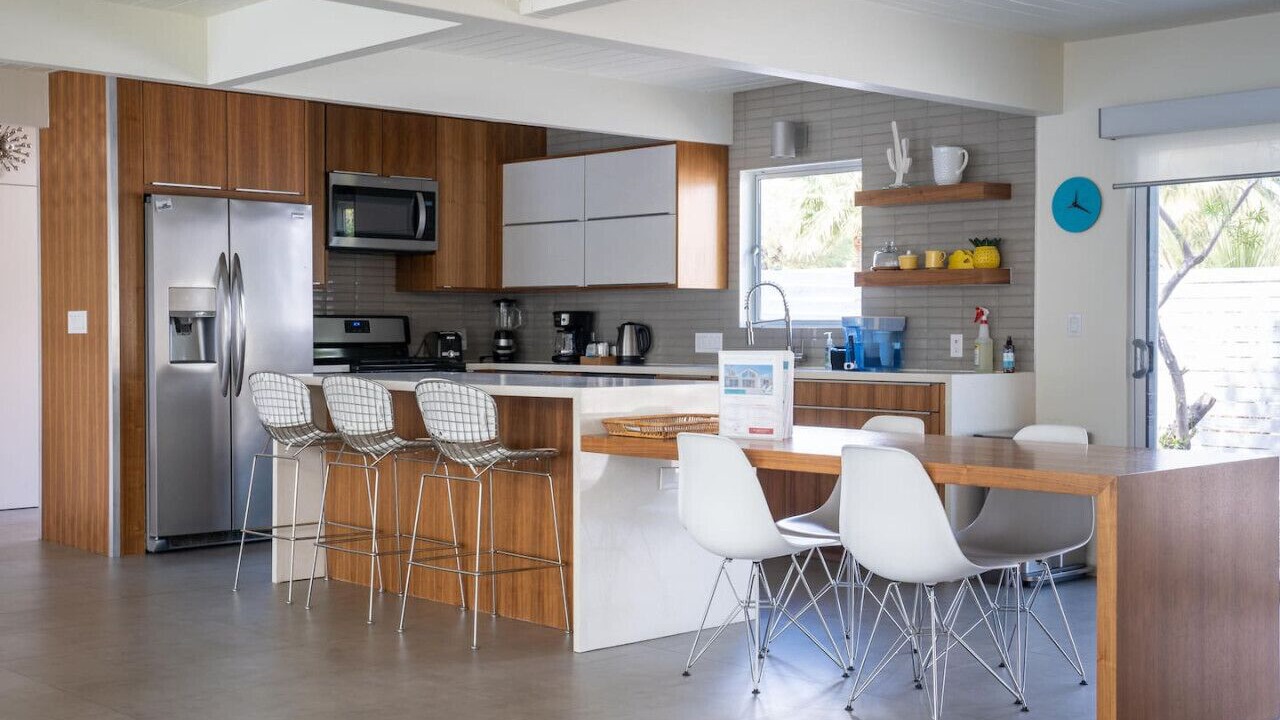 Photo of Kitchen in Racquet Club Estates