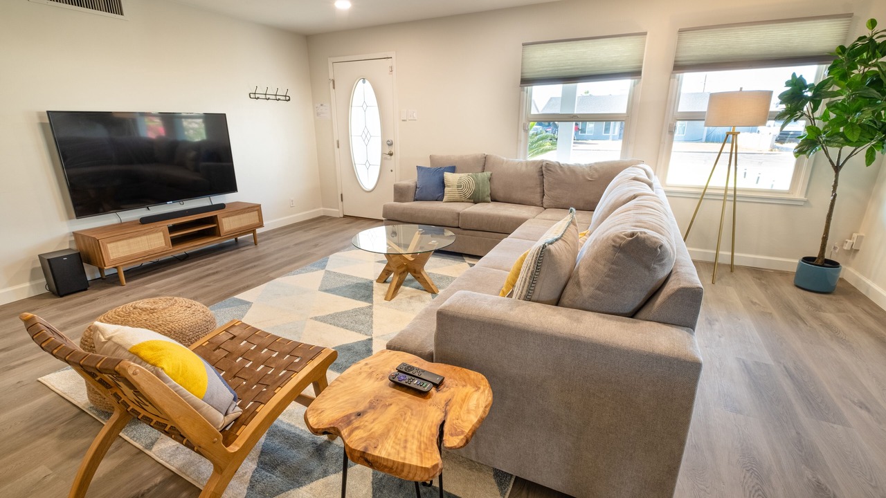 Photo of Livingroom in Encanto