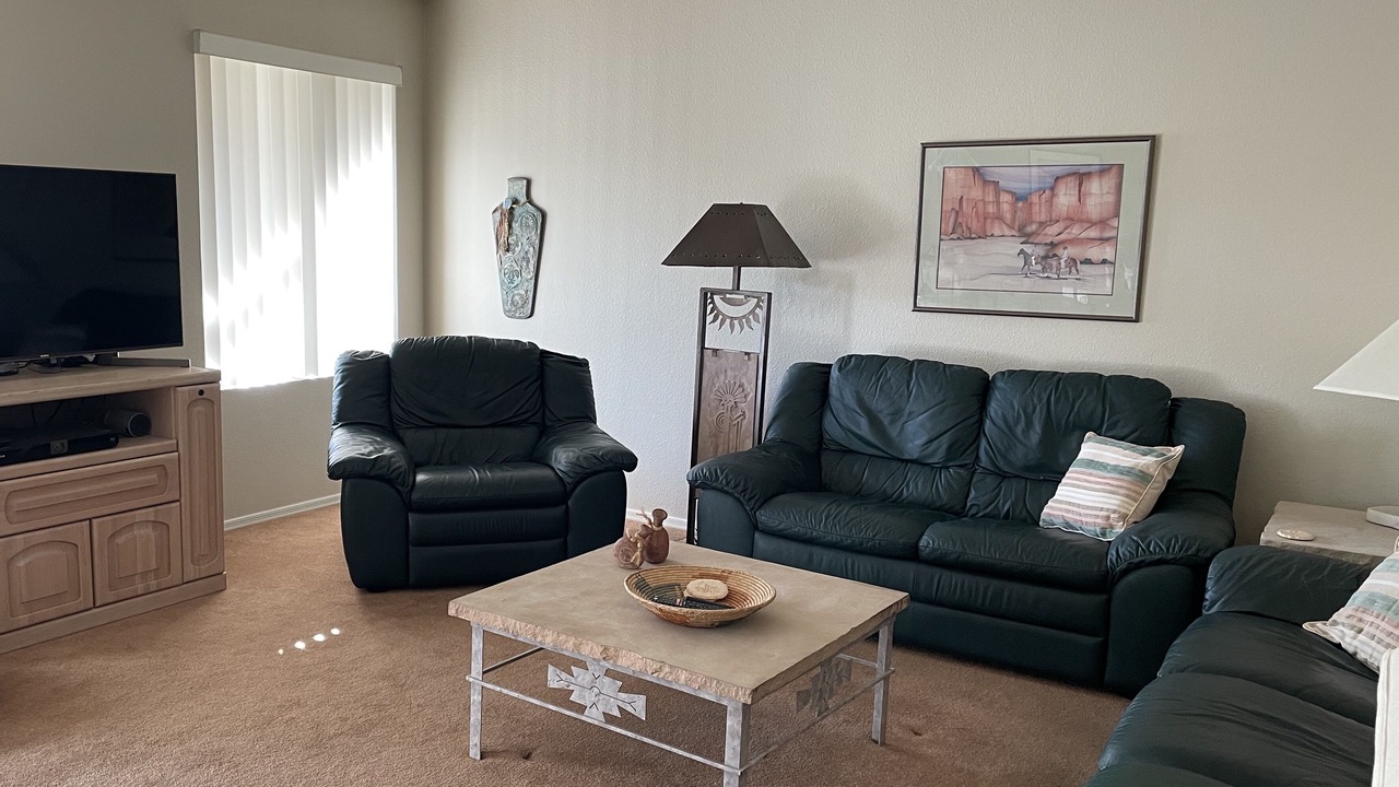 Photo of Livingroom in Saddlebrooke