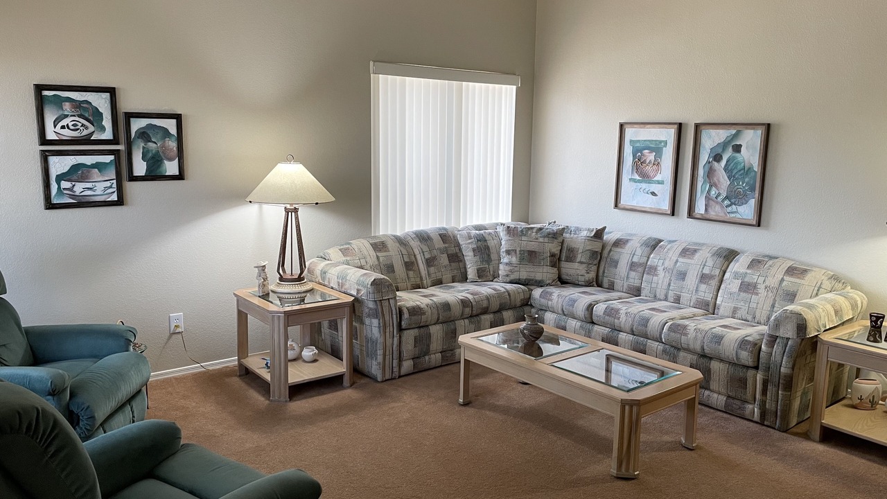 Photo of Livingroom in Saddlebrooke